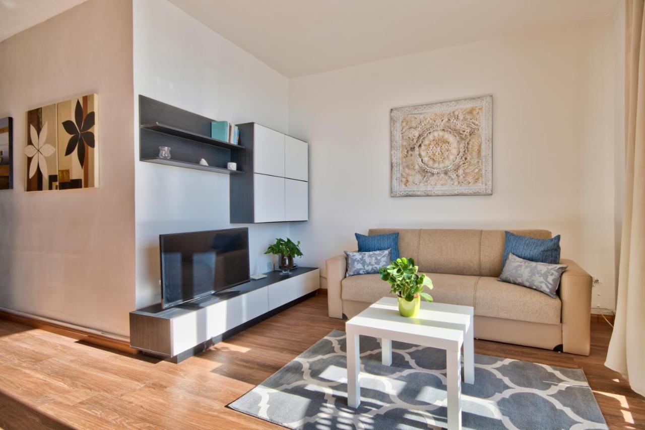 Bastions Seaview Apartments And Duplex Penthouse In Sliema By Shortletsmalta Extérieur photo