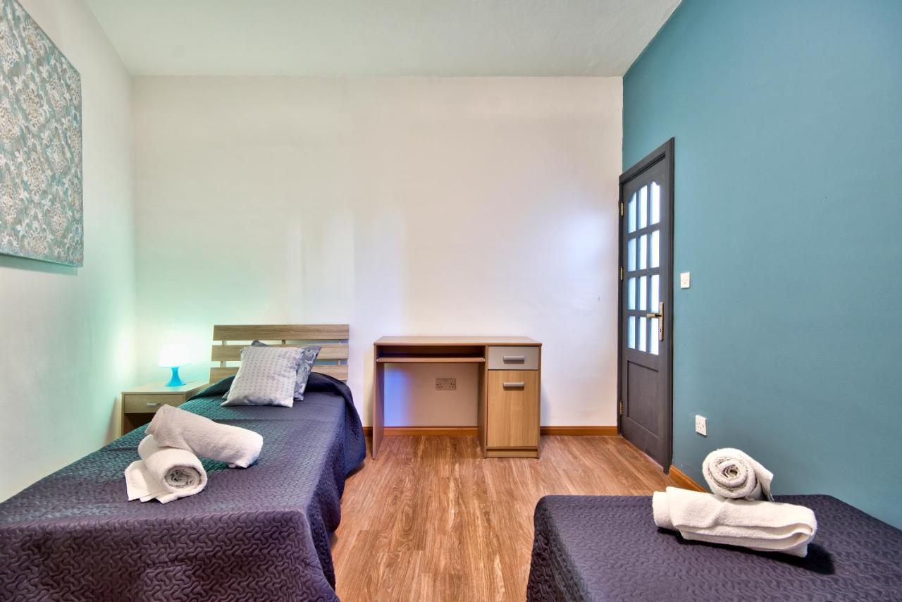 Bastions Seaview Apartments And Duplex Penthouse In Sliema By Shortletsmalta Extérieur photo