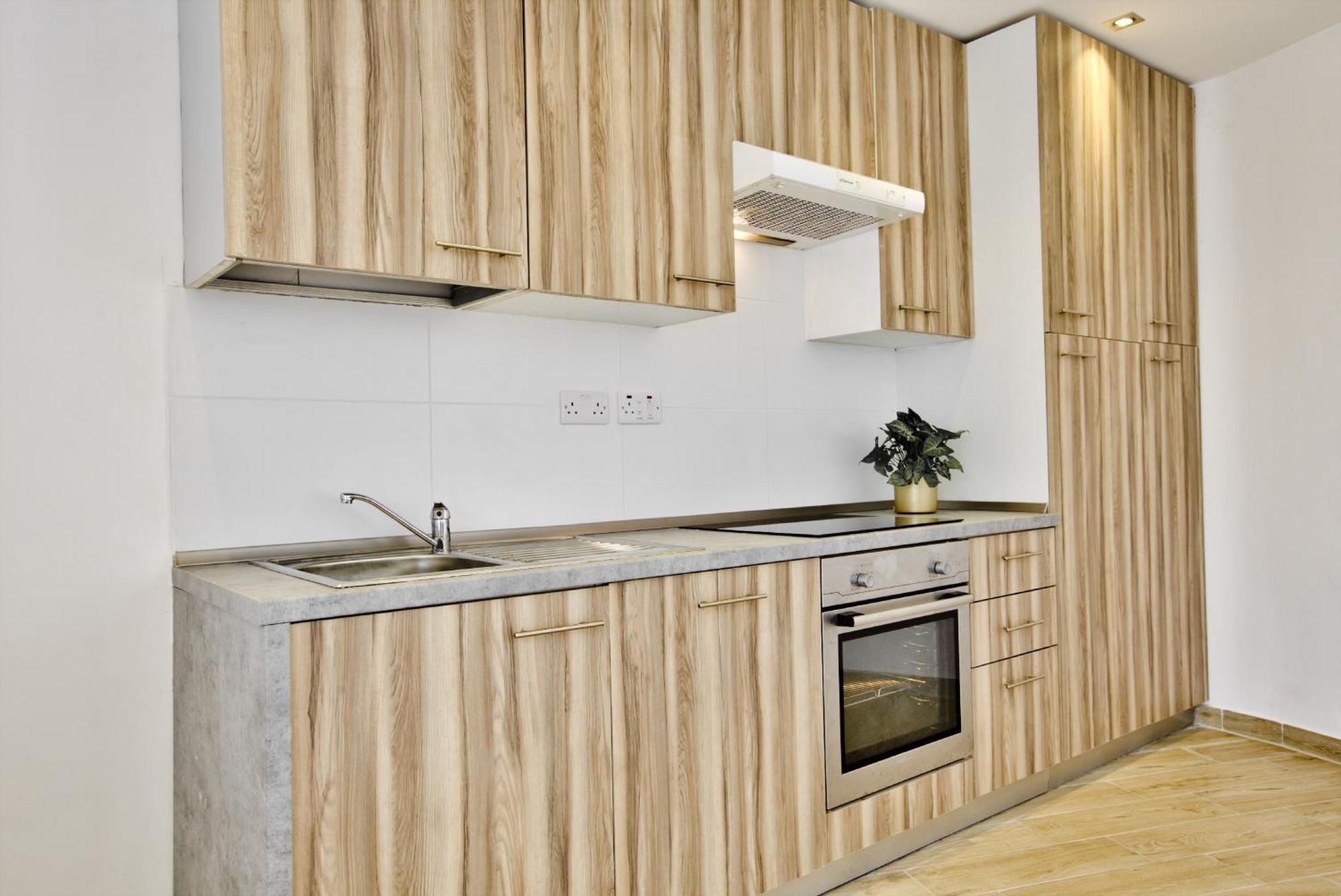 Bastions Seaview Apartments And Duplex Penthouse In Sliema By Shortletsmalta Extérieur photo